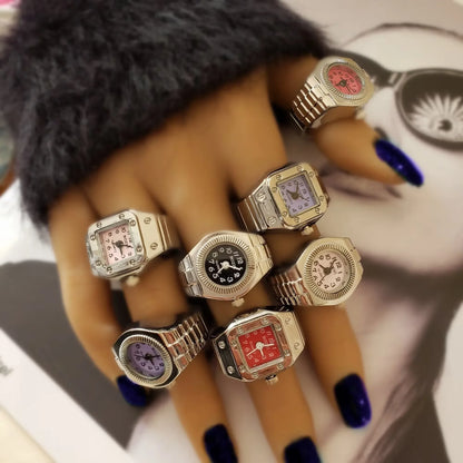 Vintage Punk Finger Watch Mini Elastic Strap Alloy Watches Couple Rings Jewelry Clock Retro Roman Quartz Watch Rings Women Men