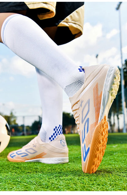 New Men Soccer Shoes Non-Slip Indoor Futsal Football Boots Match Grass Cleats High-quality Sneakers Hot-selling High-top Outdoor